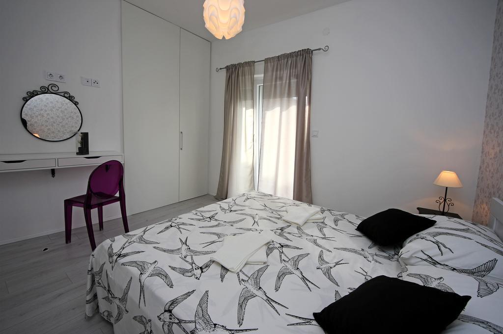 Apartment Mare Vodice Exteriör bild