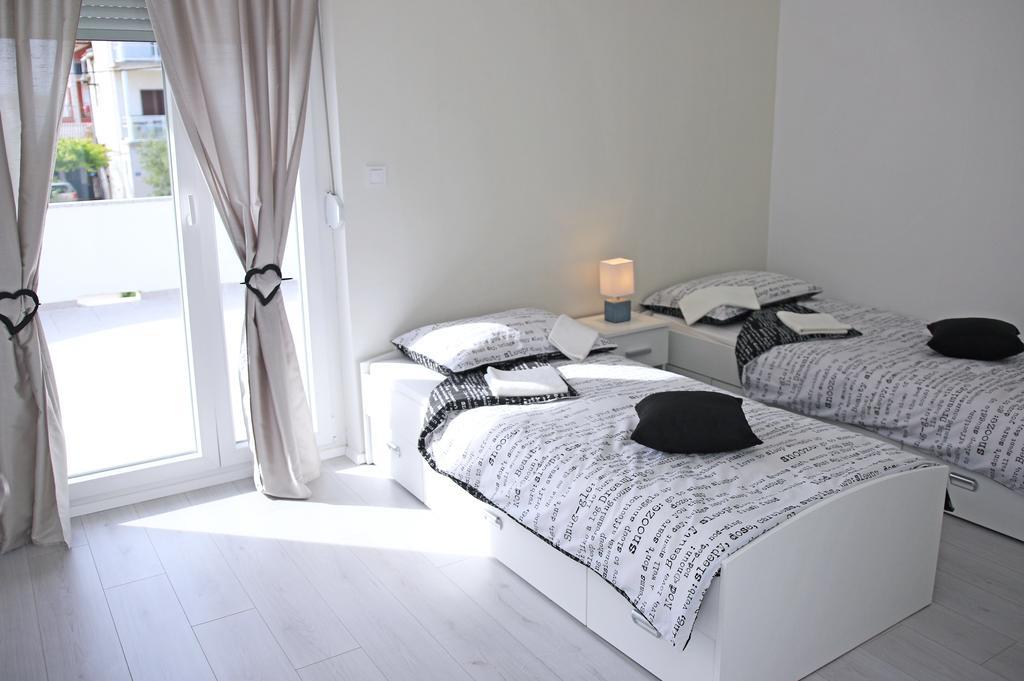 Apartment Mare Vodice Exteriör bild